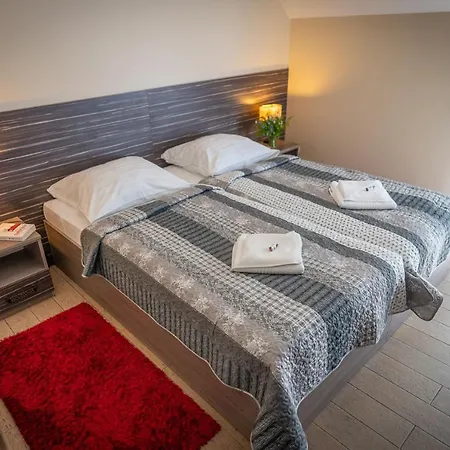 Osada Koszalkowo Wiezyca B&B 3*