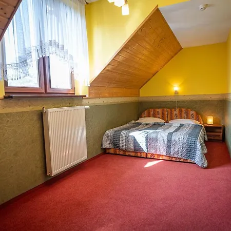 Bed and Breakfast Osada Koszalkowo Wiezyca Szymbark (Pomerania)