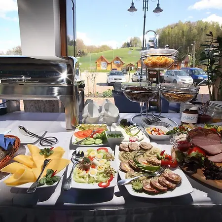 Osada Koszalkowo Wiezyca B&B 3*