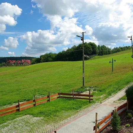 B&B Osada Koszalkowo Wiezyca 심바르크