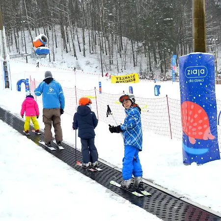 Osada Koszalkowo Wiezyca B&B 심바르크