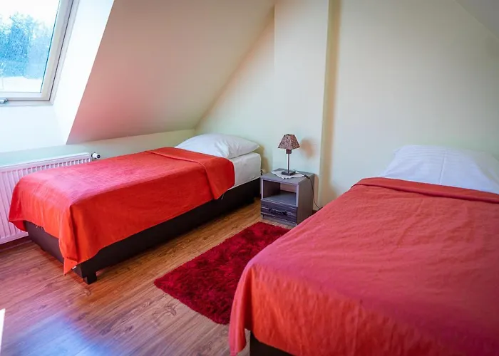 Osada Koszalkowo Wiezyca Bed & Breakfast Szymbark (Pomerania)