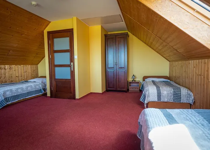 Osada Koszalkowo Wiezyca Couette-café Szymbark (Pomerania)