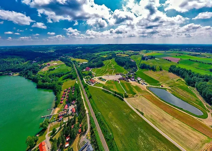 Bed & Breakfast Osada Koszalkowo Wiezyca 3*